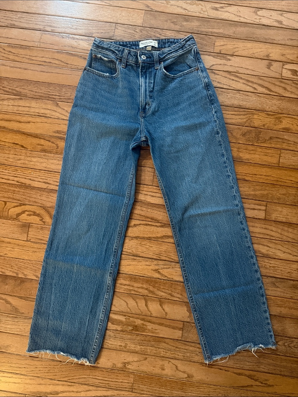 Abercrombie & Fitch Medium with Raw Hem Curve Love 90s Relaxed High-Rise Jeans